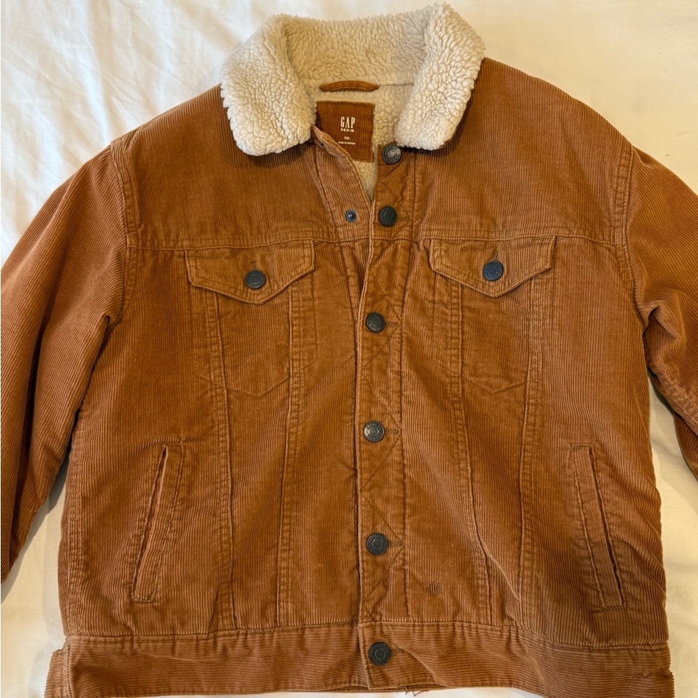 GAP Men's Tan Corduroy Jacket with Sherpa Collar